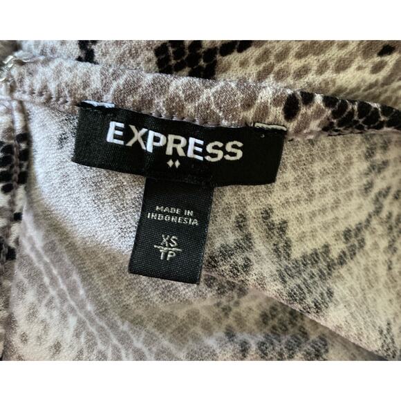 EXPRESS Womens Size XS Short Sleeve Snake Animal Print Polyester Blend Shirt - Picture 9 of 9